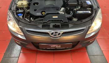 
										Hyundai i30 2008 full									