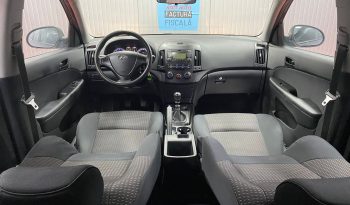 
										Hyundai i30 2008 full									