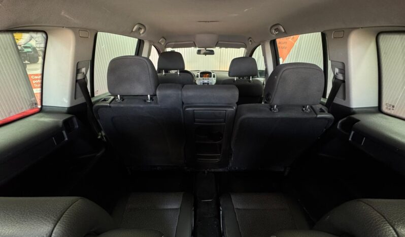 
								Opel Zafira 2009 full									