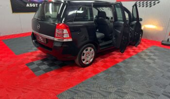 
										Opel Zafira 2009 full									