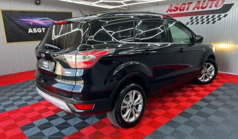 
								Ford Kuga full									