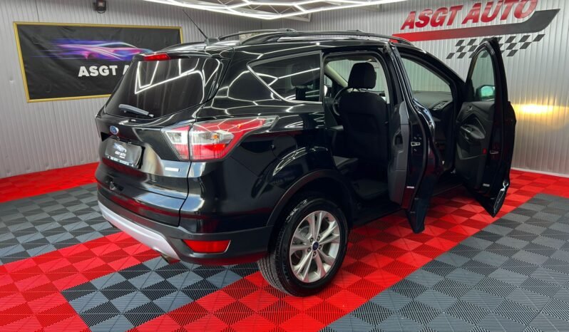
								Ford Kuga full									