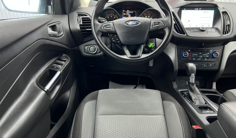 
								Ford Kuga full									