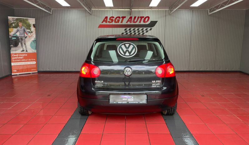 
								VW GOLF 5 full									