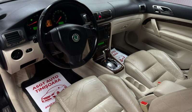 
								SKODA SUPERB full									