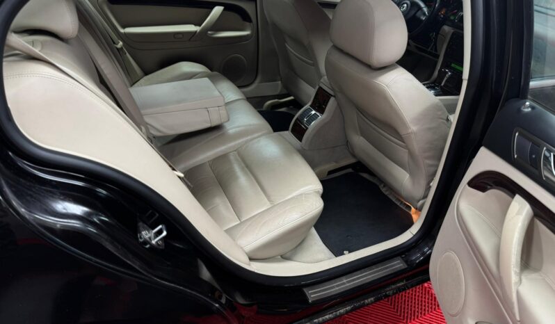 
								SKODA SUPERB full									