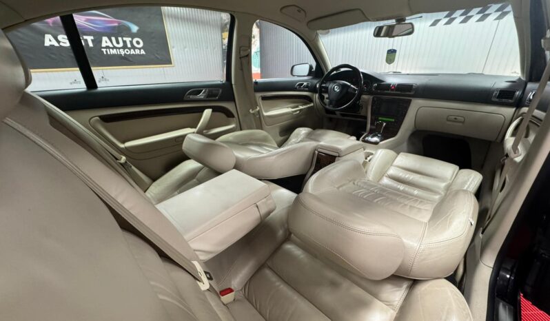 
								SKODA SUPERB full									