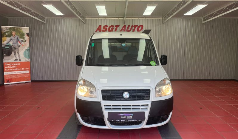 
								FIAT DOBLO CARGO full									