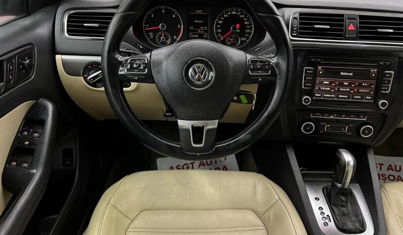 
								VW JETTA full									