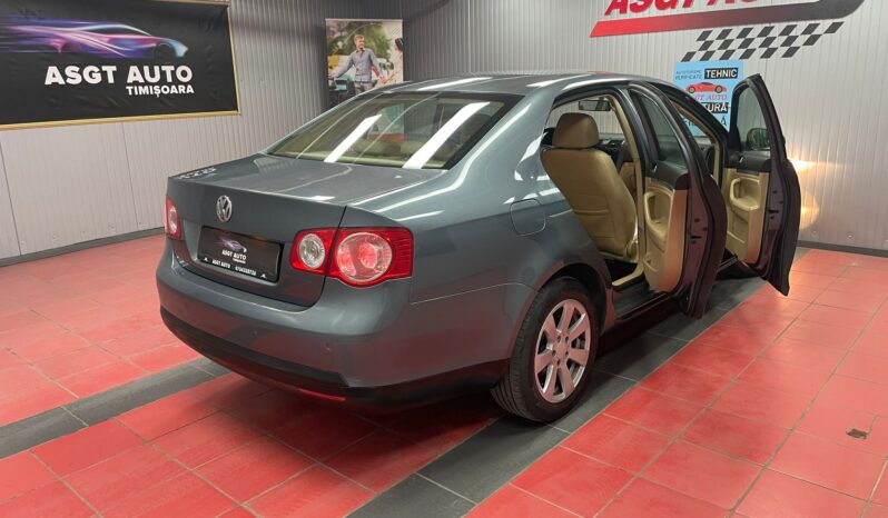 
								VW JETTA full									