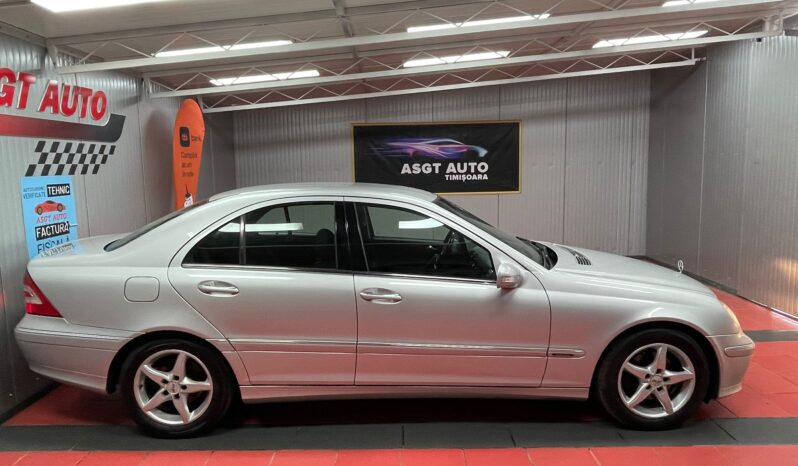 
								MERCEDES BENZ C 200 full									