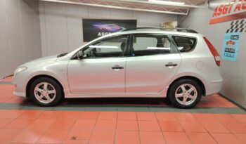 
										HYUNDAI i30 full									