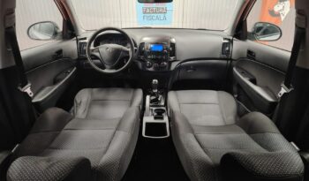 
										HYUNDAI i30 full									