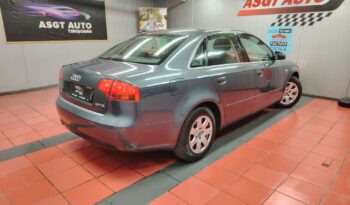 
										AUDI A 4 full									