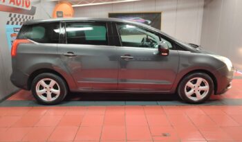 
										PEUGEOT 5008, 7 LOCURI full									