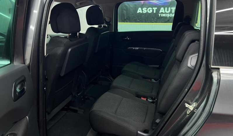 
								PEUGEOT 5008, 7 LOCURI full									