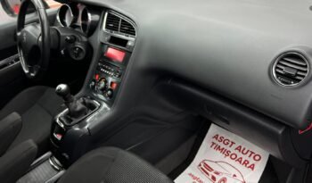 
										PEUGEOT 5008, 7 LOCURI full									