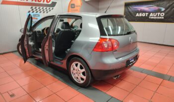 
										VW GOLF 5 GT full									