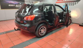 
										NISSAN QASHQAI 4 X4 full									