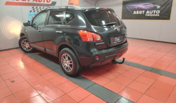 
										NISSAN QASHQAI 4 X4 full									