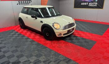 
										MINI COOPER ONE full									