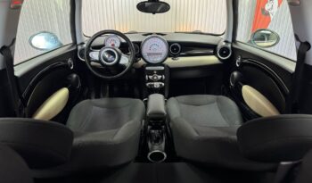 
										MINI COOPER ONE full									