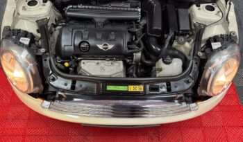 
										MINI COOPER ONE full									