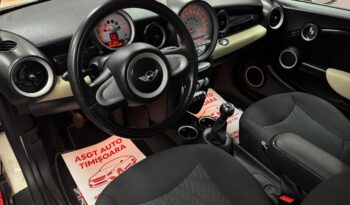 
										MINI COOPER ONE full									