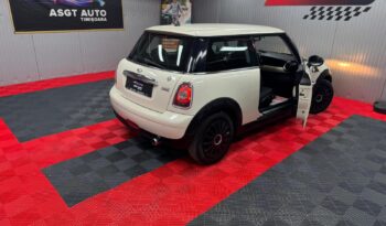 
										MINI COOPER ONE full									