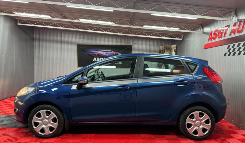 
								FORD FIESTA full									