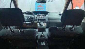 
										RENAULT SCENIC full									