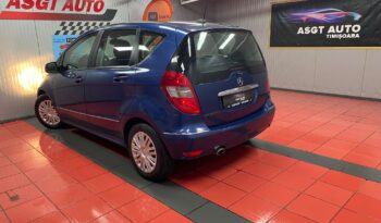 
										MERCEDES-BENZ A180 full									