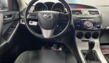 
										MAZDA 3 full									