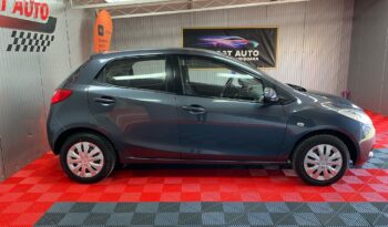
										MAZDA 2 full									