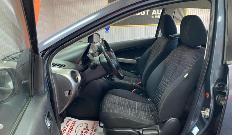 
								MAZDA 2 full									