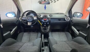 
										MAZDA 2 full									