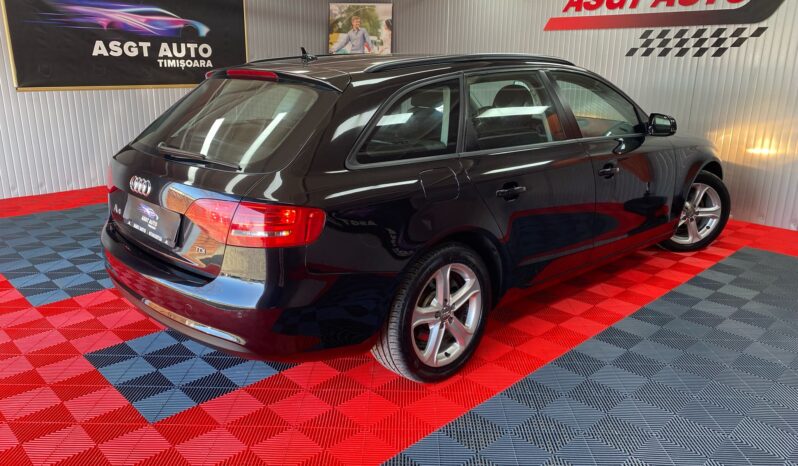 
								AUDI A4 AUTOMAT full									