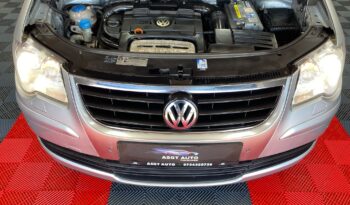 
										VOLKSWAGEN TOURAN full									