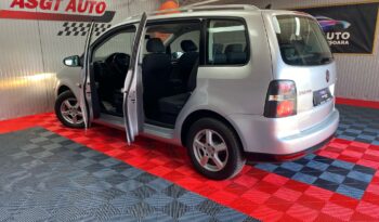 
										VOLKSWAGEN TOURAN full									