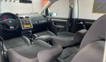 
										VOLKSWAGEN TOURAN full									