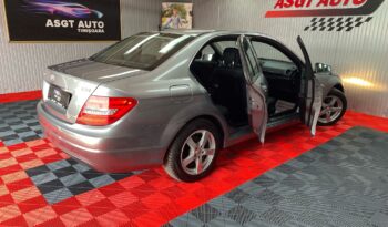 
										MERCEDES-BENZ C200 full									