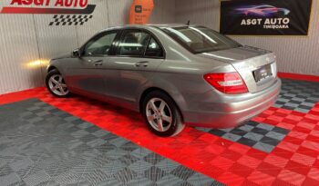 
										MERCEDES-BENZ C200 full									