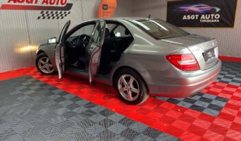 
										MERCEDES-BENZ C200 full									