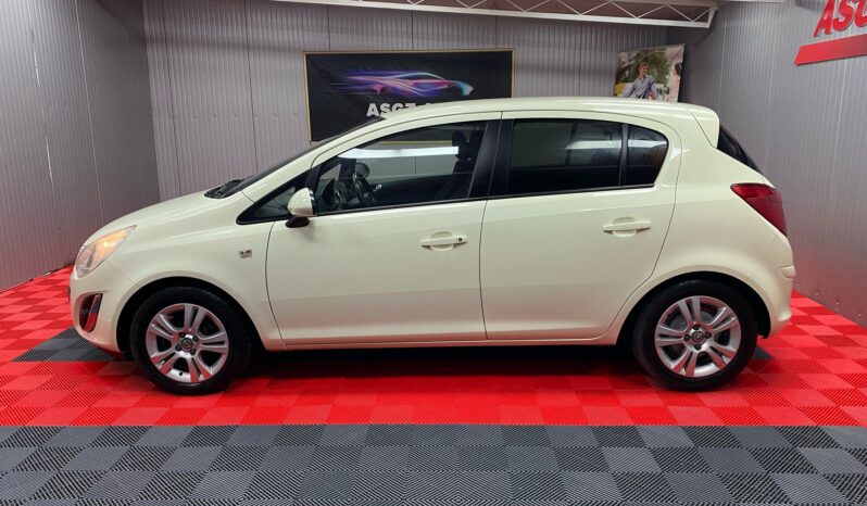 
								OPEL CORSA full									