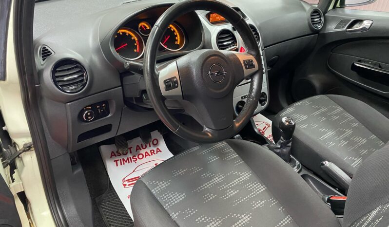 
								OPEL CORSA full									