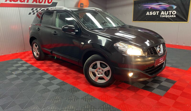 
								NISSAN QASHQAI full									