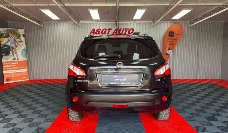 
								NISSAN QASHQAI full									