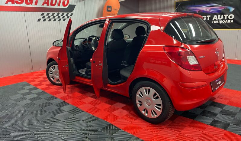 
								OPEL CORSA full									