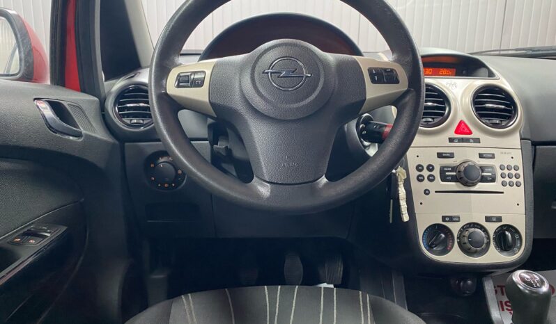
								OPEL CORSA full									