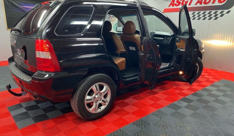
								KIA SPORTAGE full									